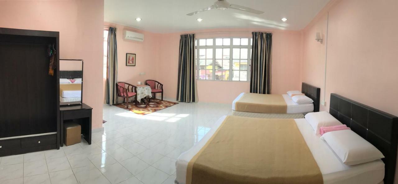 Mikraj Hotel Kuala Besut Esterno foto
